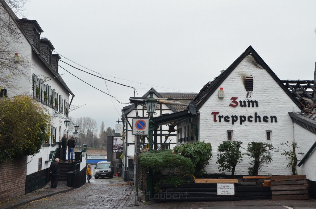 Feuer 3 Zum Treppchen Koeln Rodenkirchen Kirchstr Steinstr P470.JPG - Miklos Laubert